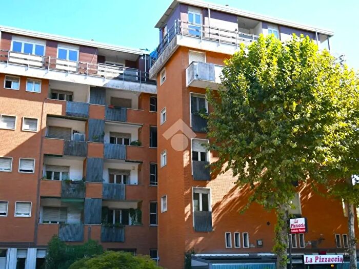 Appartamento bilocale in affitto in Viale Roosevelt, Como