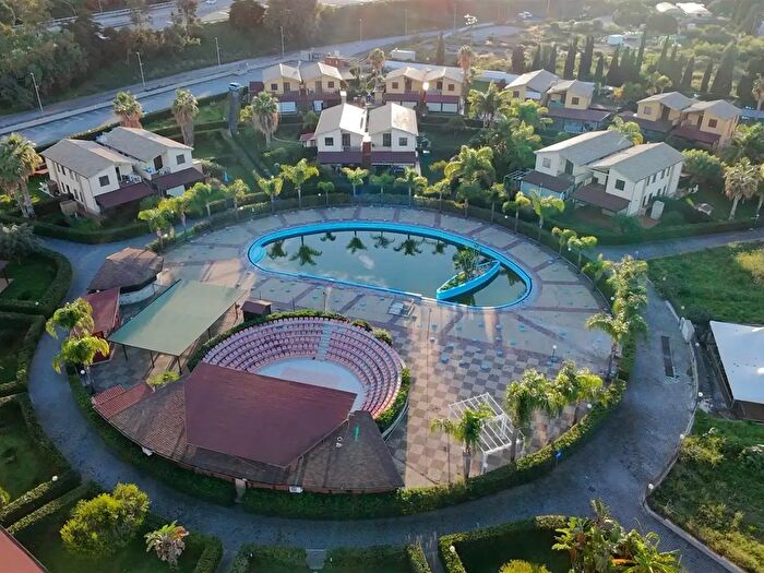 Casa bilocale in vendita in Contrada Pistavecchia, Campofelice Di Roccella