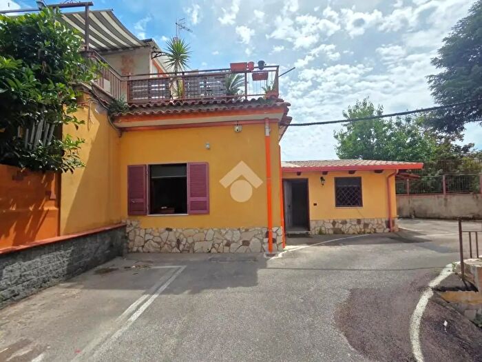Appartamento bilocale in affitto in Via Vicinale Lardighello, Napoli
