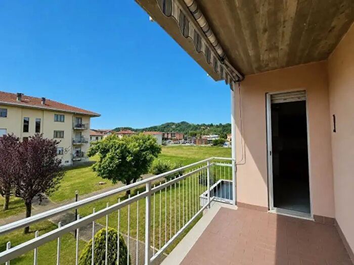Appartamento quadrilocale in vendita in Vicolo Borello, Vigliano Biellese