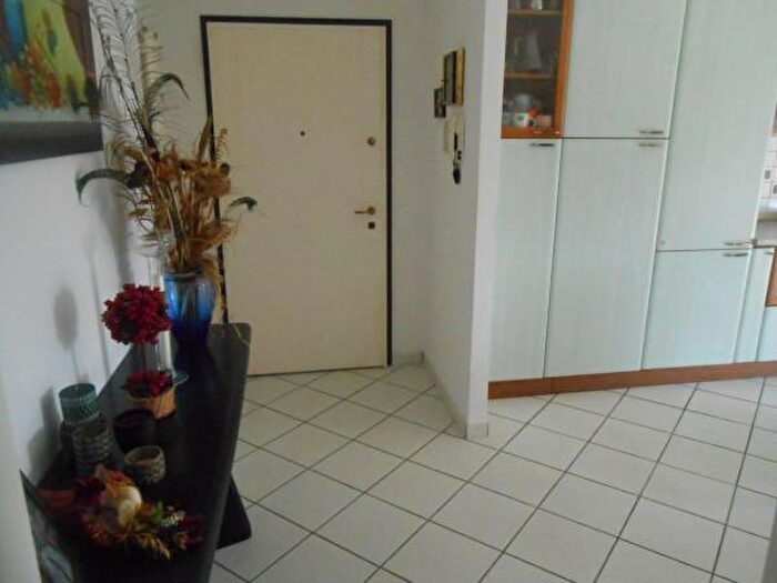 Appartamento con 5 locali in vendita in Montegrappa, Jesi