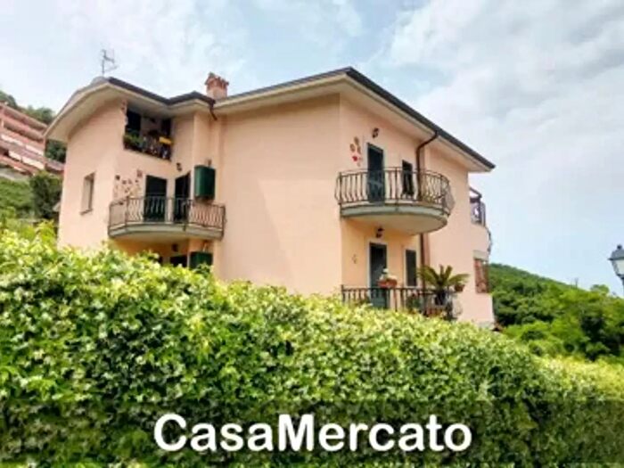 Appartamento trilocale in vendita in Via San Carlo Borromeo, Rocca Di Papa