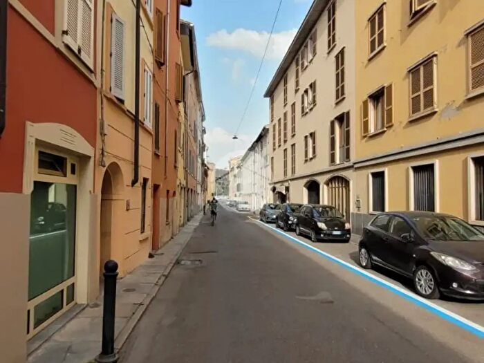 Appartamento quadrilocale in vendita in Str Nuova, Parma