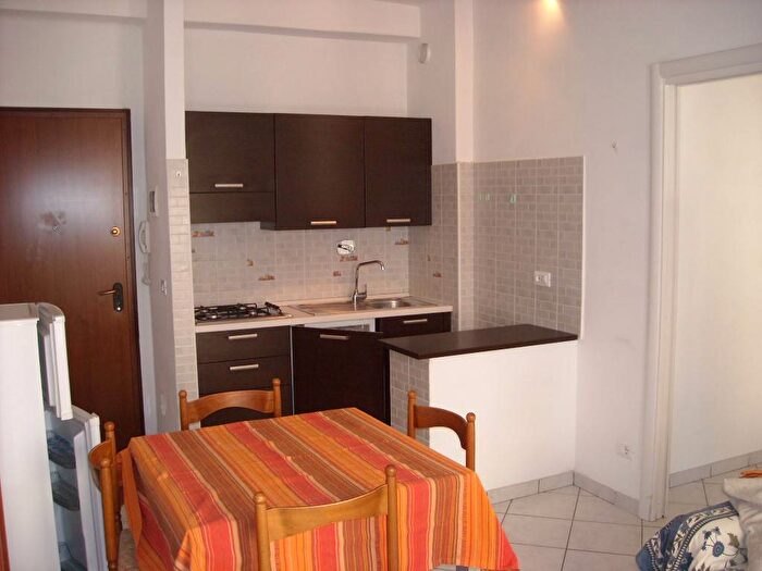 Appartamento bilocale in affitto in Viale Giacomo Matteotti, Centro, Diano Marina