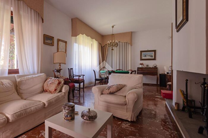 Casa con 6 locali in vendita in Via Fulgenzio Fabrizi, Citta Di Castello