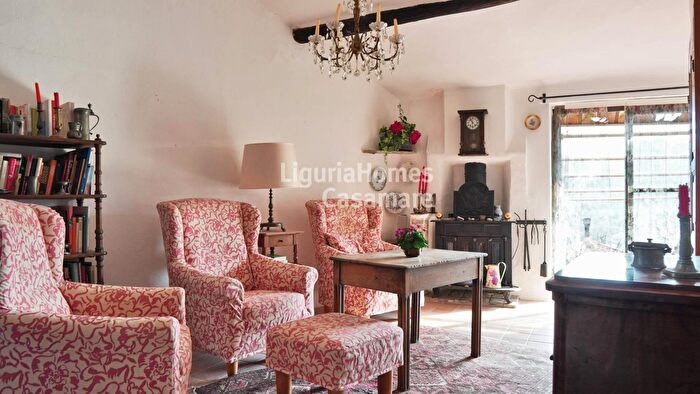 Appartamento con 7 locali in vendita in Via Prevosto, Imperia