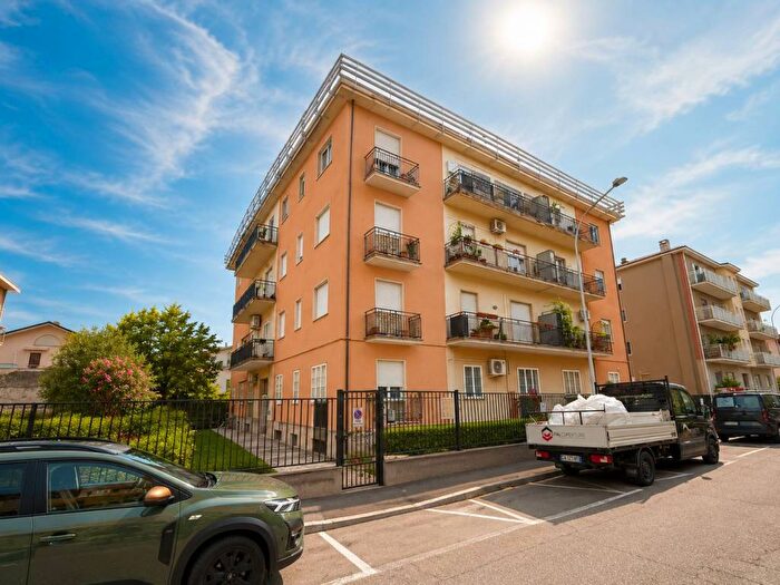 Appartamento bilocale in affitto in Via Trieste, Centro, Cernusco sul Naviglio