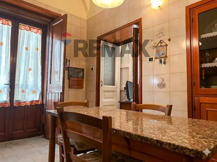 Appartamento trilocale in vendita in Caivano