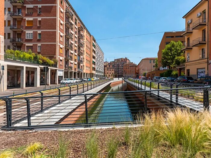 Appartamento con 7 locali in vendita in Via Riva di Reno, Bologna