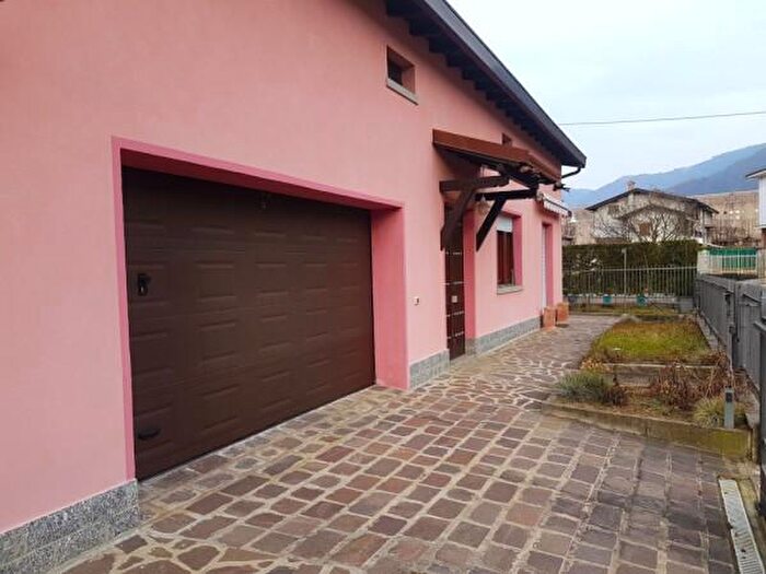 Case in Vendita e in Affitto - 3