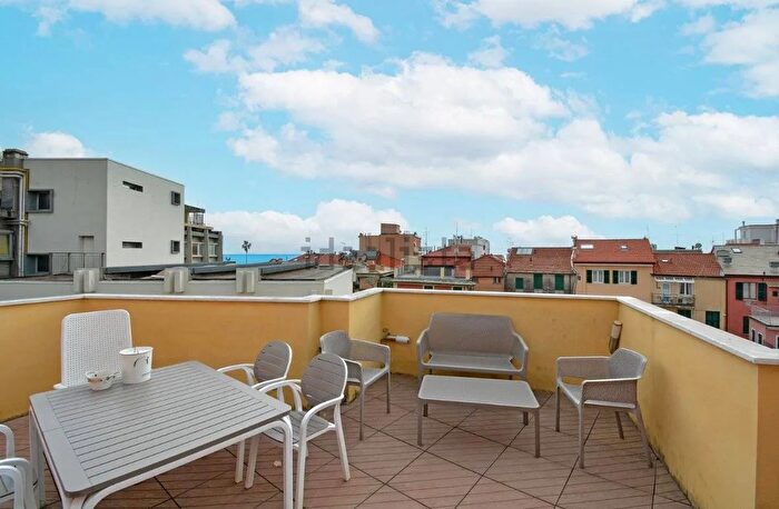 Appartamento trilocale in vendita in Via Lanzerote Malocello Varazze, Varazze