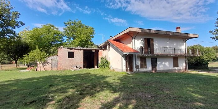 Casa quadrilocale in vendita in Via Fraschette, Alatri
