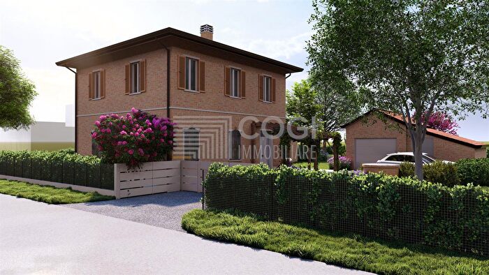 Casa quadrilocale in vendita in Via Provinciale Maiano, Fusignano