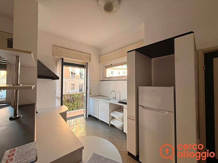 Appartamento quadrilocale in affitto in Via Cesare Cabella, Castelletto, Genova