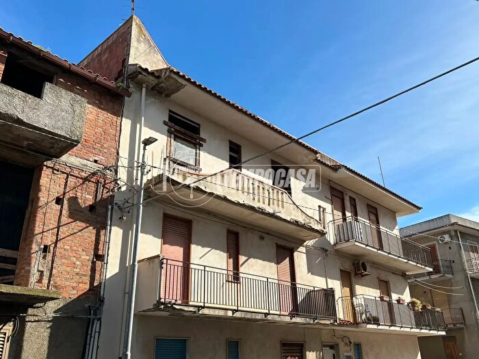 Appartamento quadrilocale in vendita in Via Giuseppe Verdi, Rometta