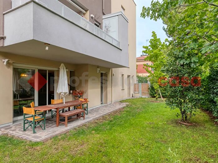 Appartamento trilocale in vendita in Via del Barroccio, Bologna