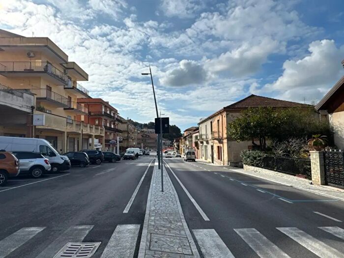 Appartamento quadrilocale in vendita in Via dellOrso, Vibo Valentia