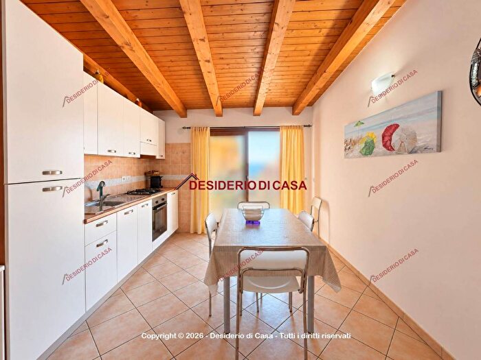 Appartamento quadrilocale in affitto in Via Trazzera Marina, Centro, Capo d'Orlando