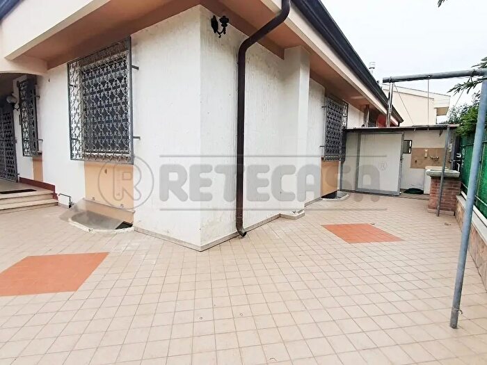 Casa quadrilocale in vendita in Viareggio