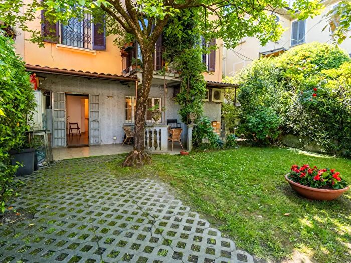 Casa con 5 locali in vendita in Piazza Ermete Novelli, Milano