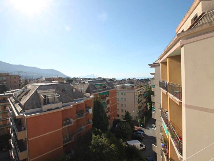 Appartamento bilocale in affitto in Via Angelo Orsini, Albaro, Genova