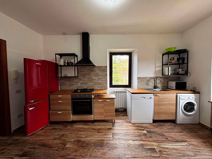 Appartamento quadrilocale in affitto in Via dellArrone, Gualdo Tadino