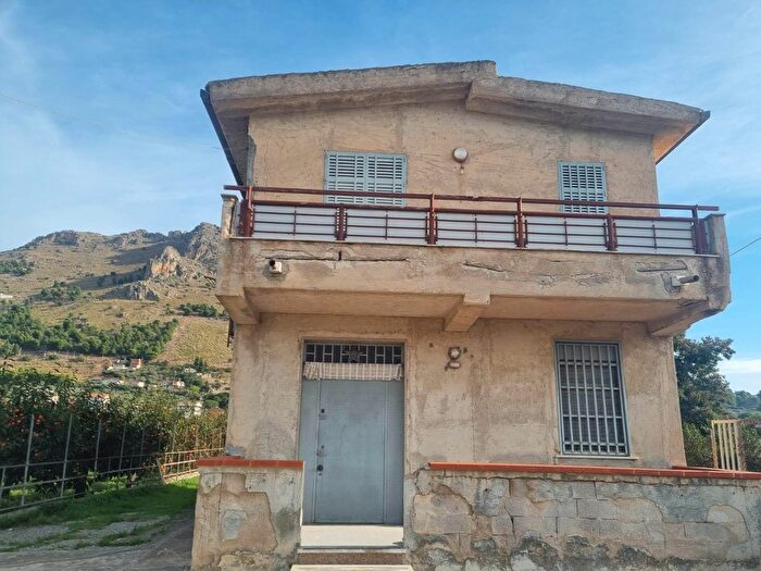 Casa con 5 locali in vendita in Via del Loto, Misilmeri