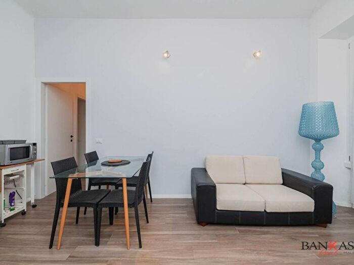 Appartamento trilocale in affitto in Via degli Imbriani, Bovisa, Milano
