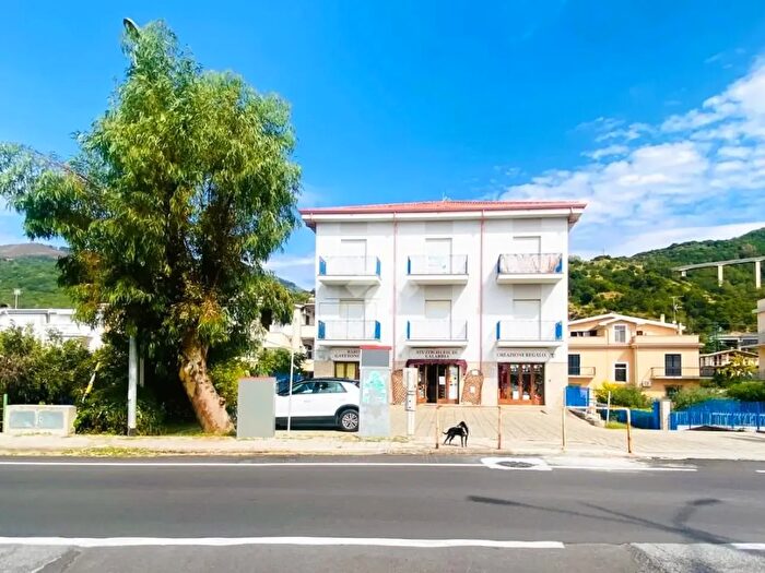 Appartamento quadrilocale in vendita in Via Sp, Guardia Piemontese
