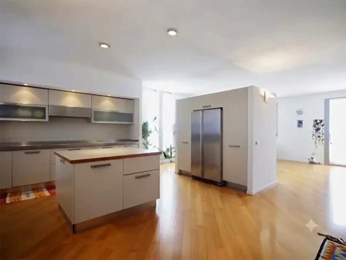 Casa con 5 locali in vendita in Strada Pontasso, Parma