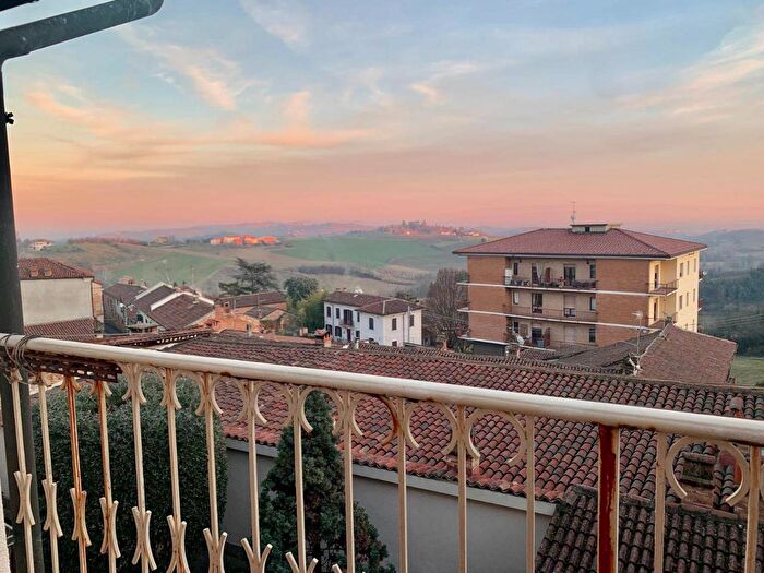 Appartamento con 8 locali in vendita in Via Mameli, Lu e Cuccaro Monferrato