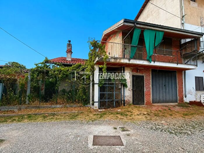 Appartamento con 5 locali in vendita in Favria