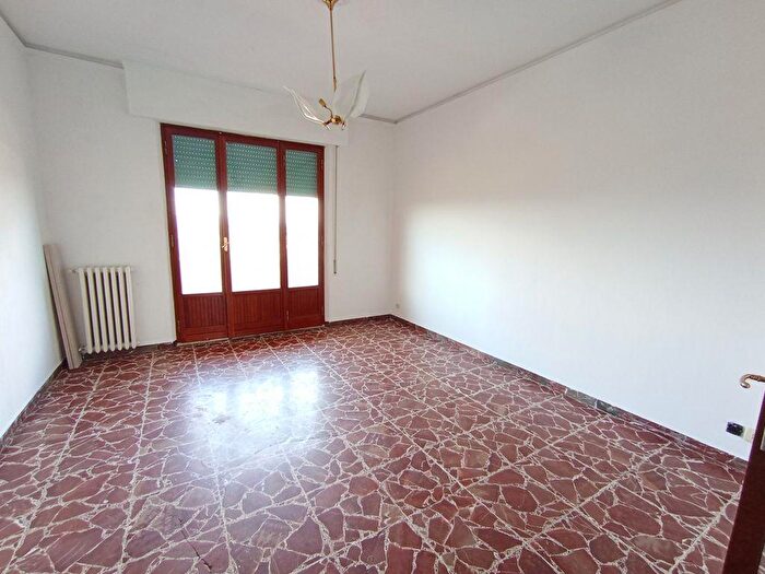 Appartamento con 6 locali in vendita in Foiano Della Chiana