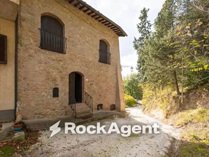Casa con 6 locali in vendita in Strada Comunale di Catignano, Gambassi Terme