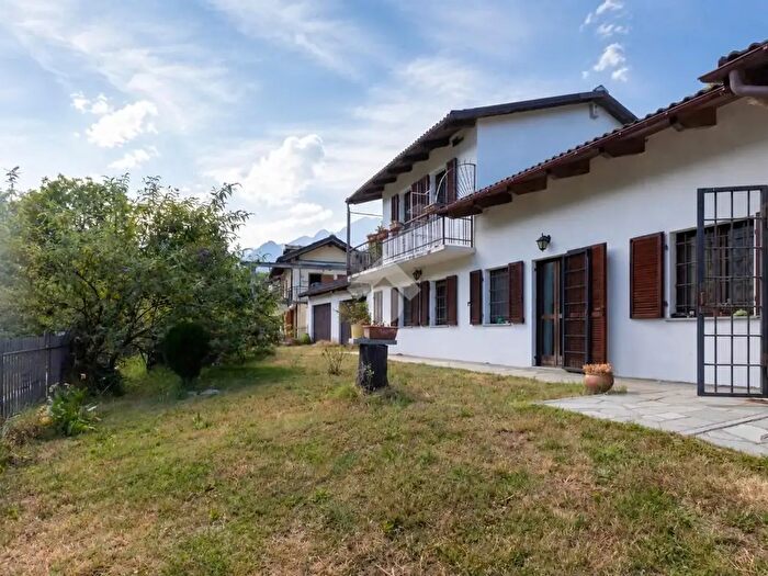 Casa quadrilocale in vendita in Località Garin, Villar Pellice