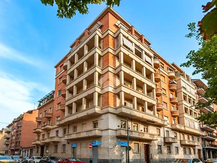 Appartamento quadrilocale in vendita in Corso Lecce, Torino