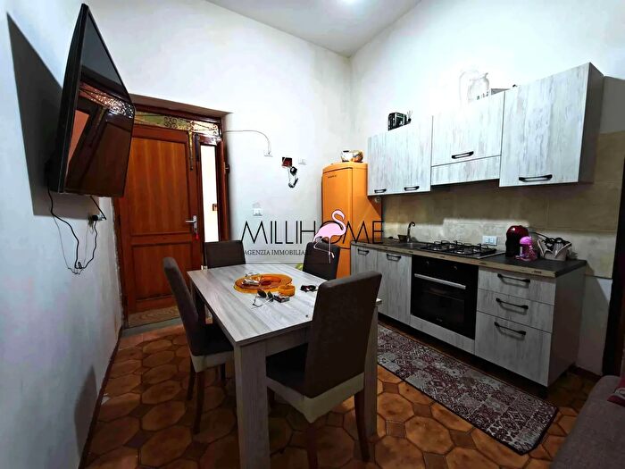 Appartamento trilocale in vendita in Via Roma, Marsala