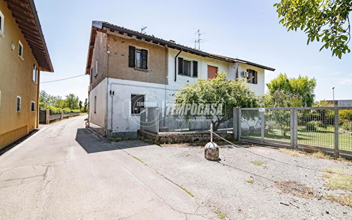 Appartamento bilocale in vendita in Via Cimitero, Canonica DAdda