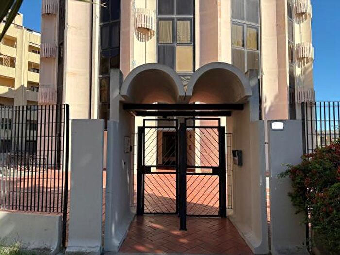 Appartamento trilocale in vendita in Via San Tommaso dAquino, Cagliari