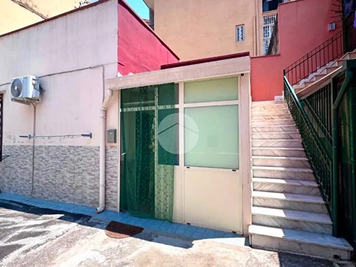 Appartamento monolocale in vendita in Via Circumvallazione, Torre Del Greco