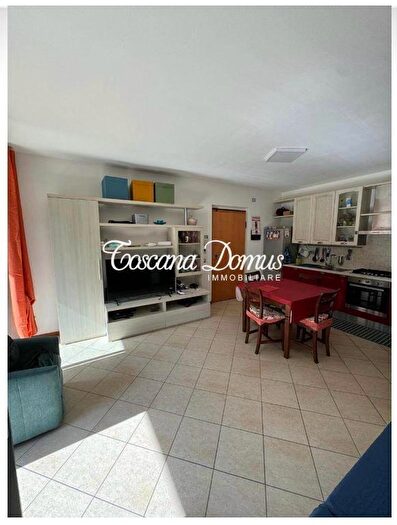 Appartamento trilocale in vendita in It, Siena