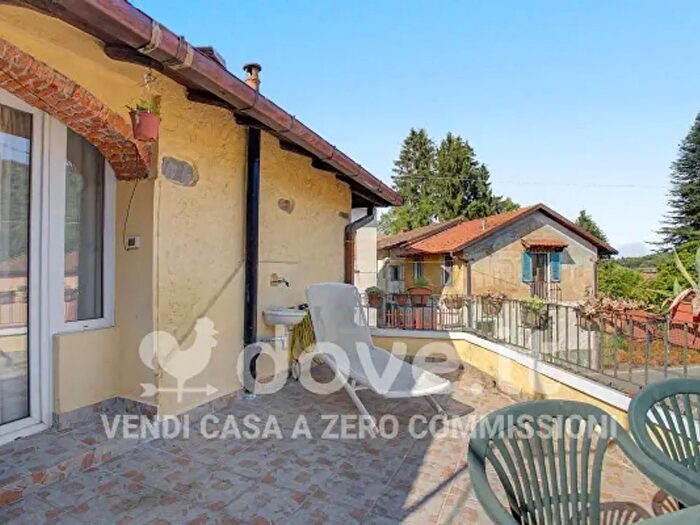 Casa trilocale in vendita in Via EPellini, Marchirolo