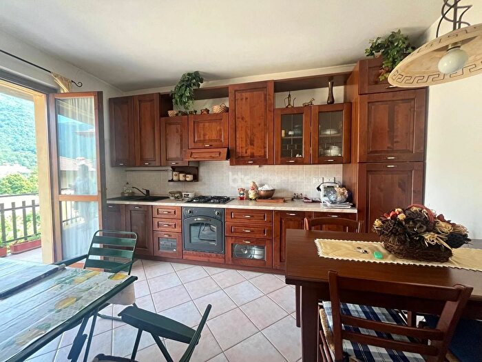 Appartamento bilocale in vendita in Via Donizetti, Ranzanico