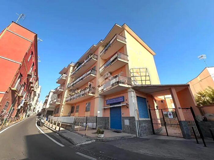 Appartamento quadrilocale in vendita in Via Sedivola, Torre Del Greco