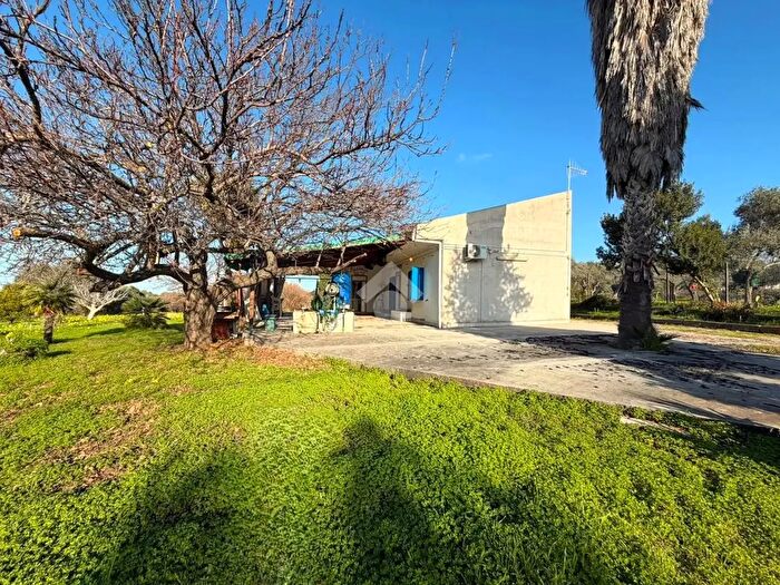 Casa bilocale in vendita in Strada Vicinale Paradacoddi, Sorso