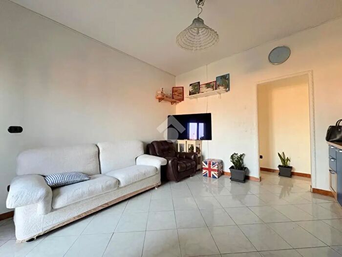 Appartamento trilocale in vendita in Via G Verga, Suzzara