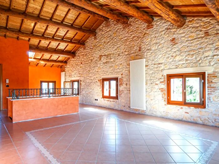 Casa con 6 locali in vendita in San Bonifacio