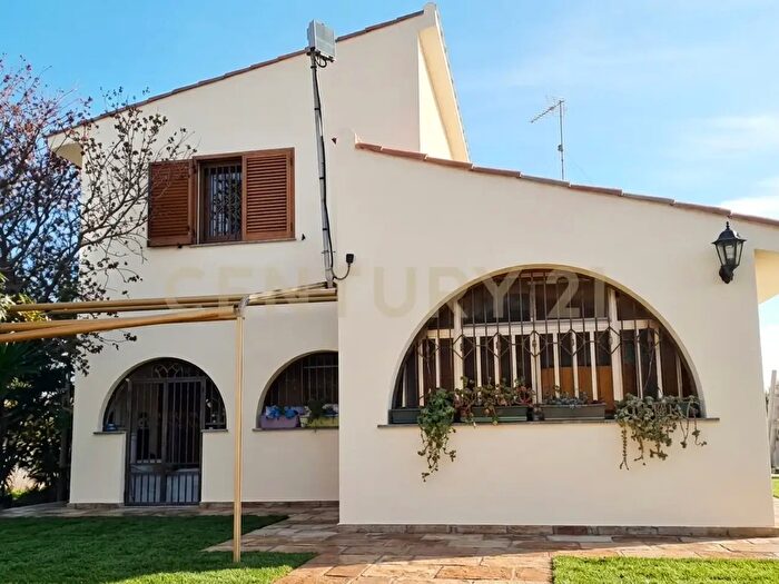 Casa con 5 locali in vendita in Via San Guglielmo Abate, Siracusa