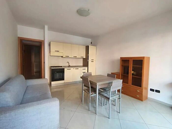 Appartamento bilocale in vendita in Via Roma, Silvi