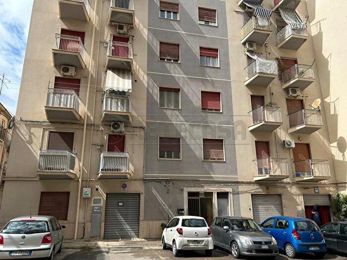 Appartamento quadrilocale in vendita in Via Ruggero Settimo, Caltanissetta